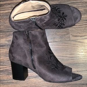 Gray cutout booties